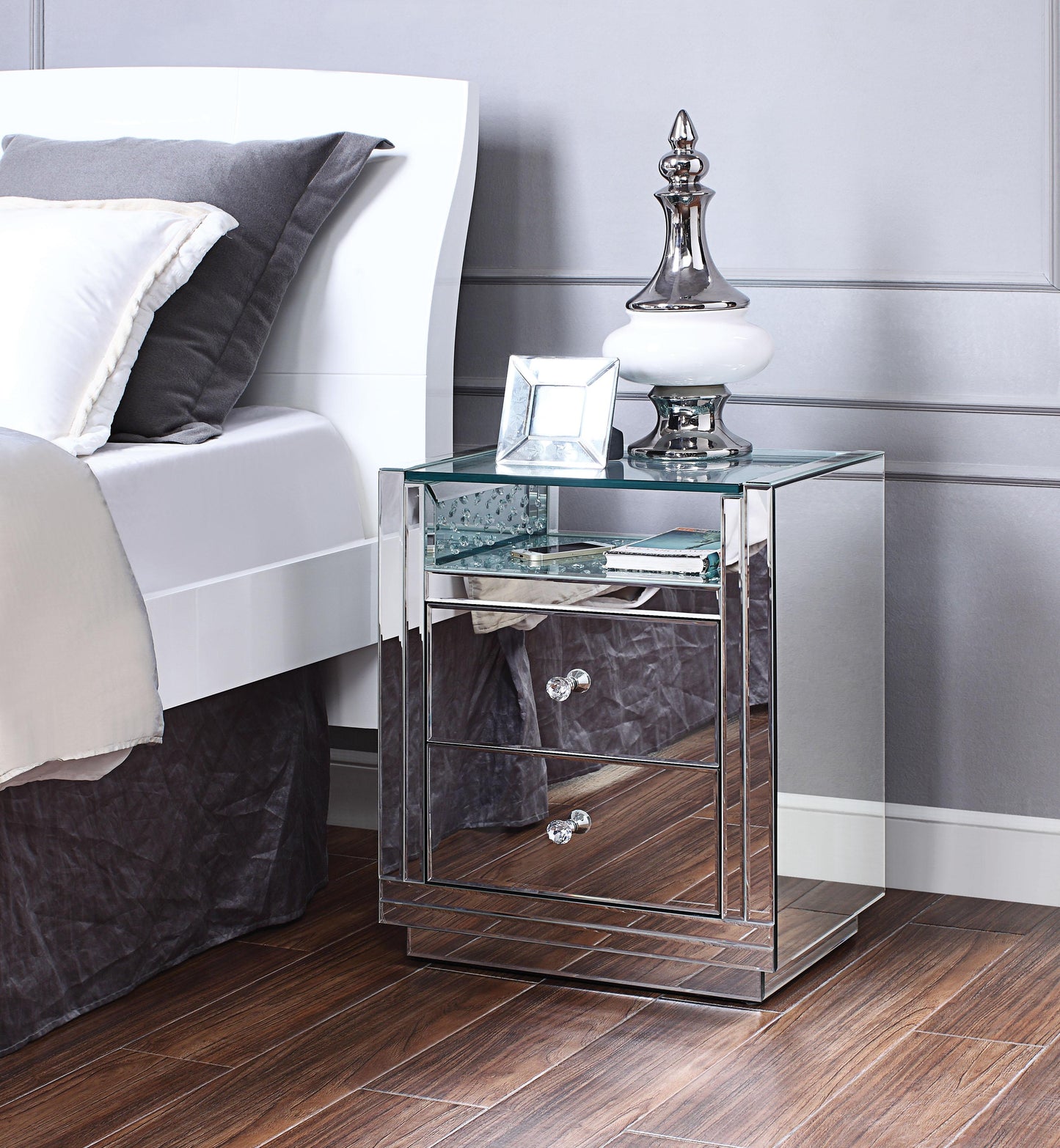 Acme Nysa Mirrored & Faux Crystals Accent Table