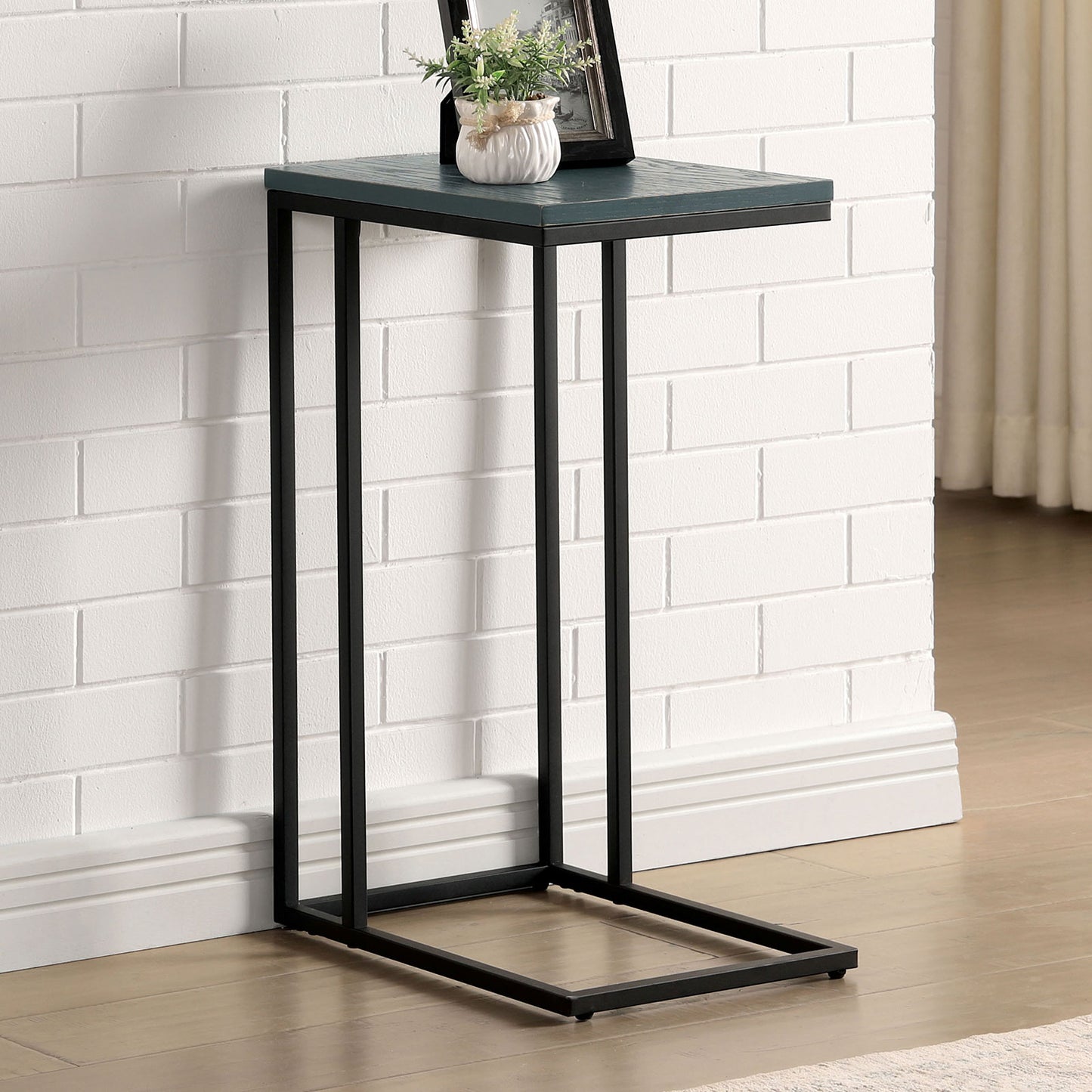 Furniture of America LIESTAL Side Table