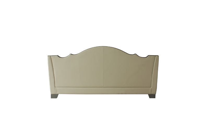 ACME Furniture House Beatrice Beige Loveseat